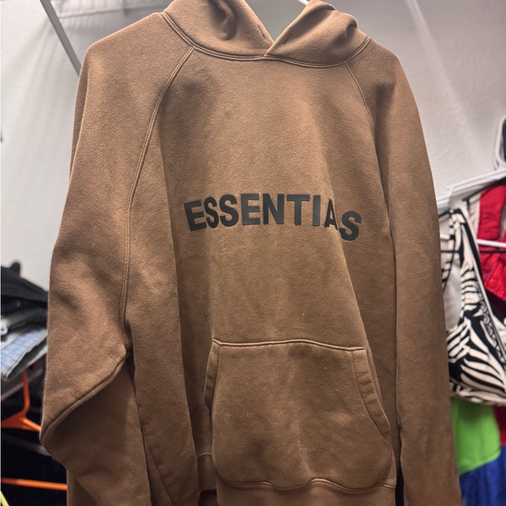 ‼️{PRICE DROP}‼️ ESSENTIALS - FEAR OF GOD HOODY (BRN/BLK) Size L [Authentic]